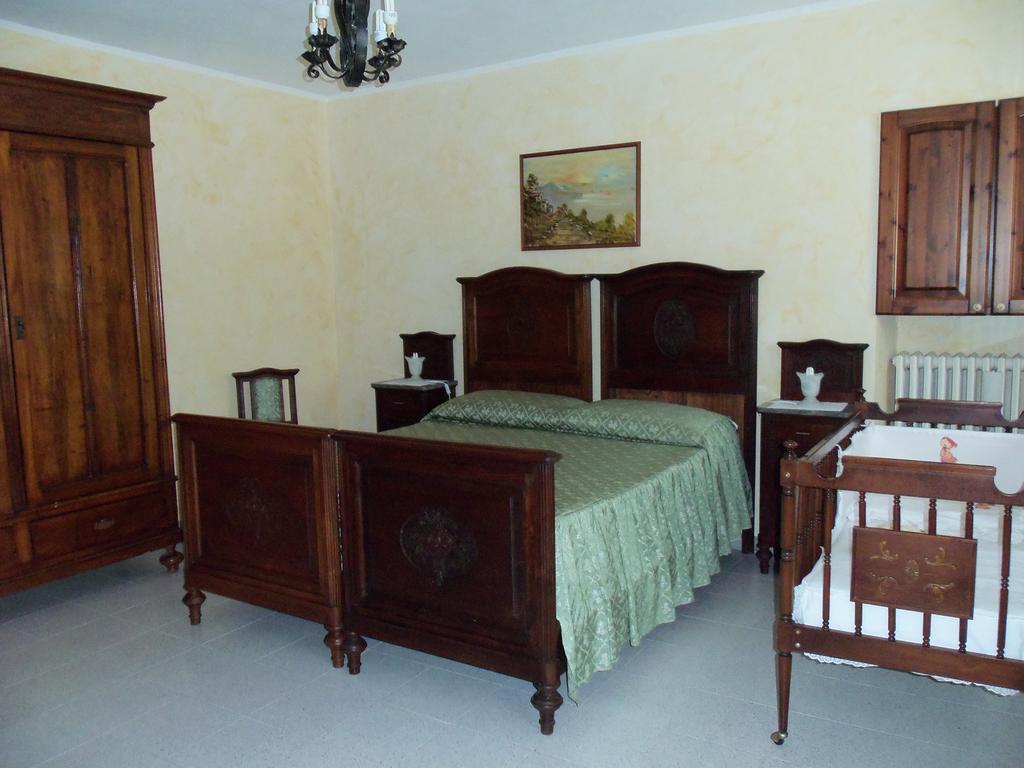 Casa Dei Ciliegi Castell'Alfero Villa Room photo